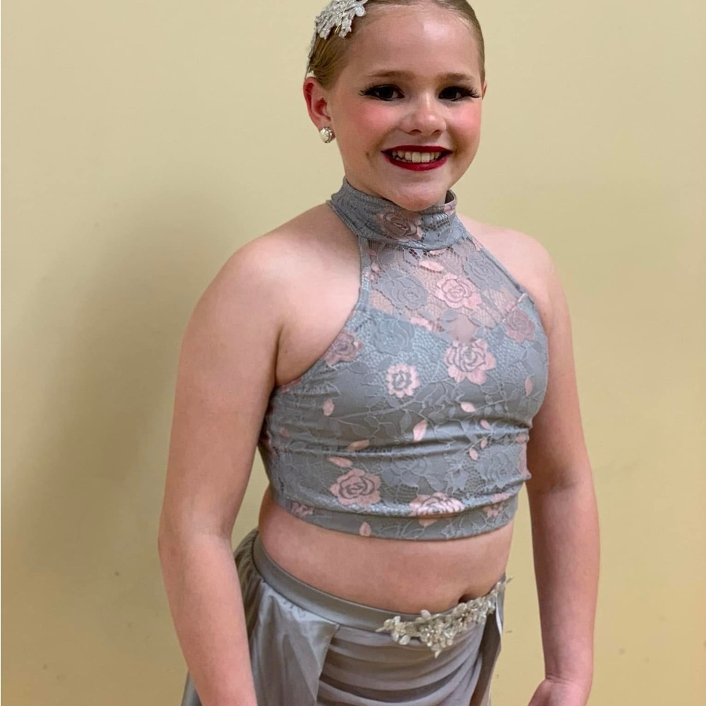 Elegant Gray Floral Kids Costume